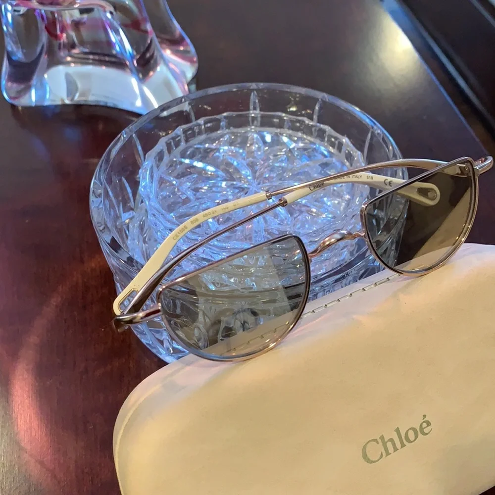 Chloe Sunglasses Ayla Rose Gold Half Circle Lenses intensify the retro appeal! - Picture 2 of 10